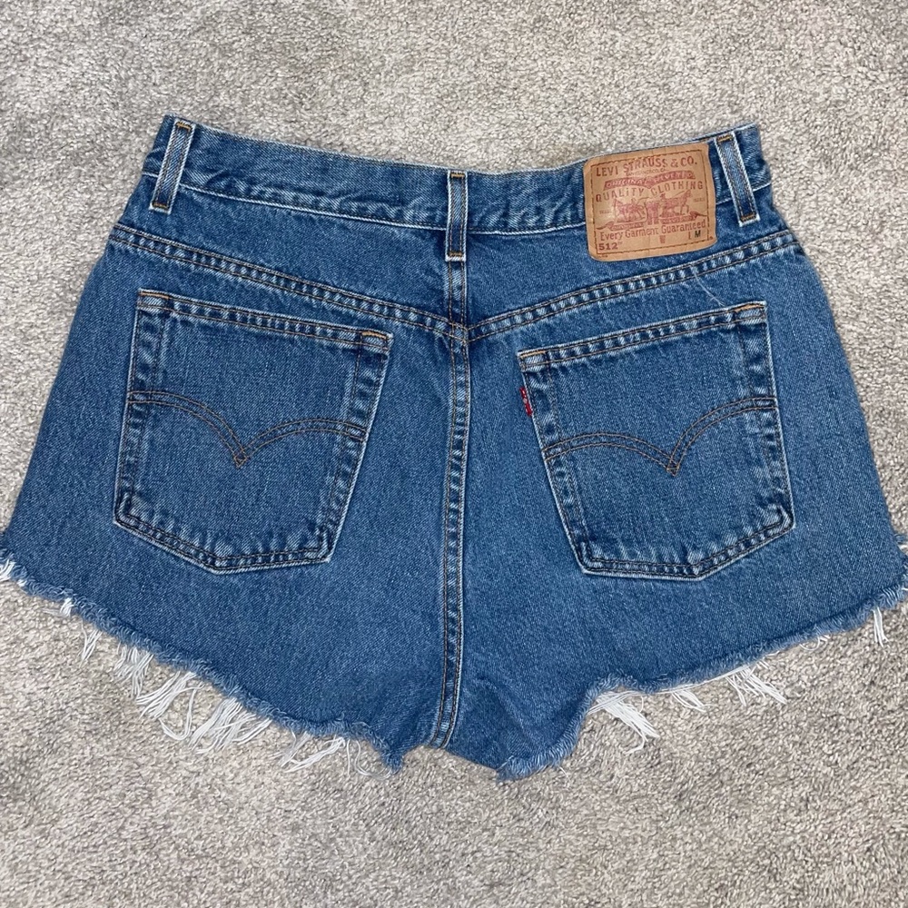 Vintage Levi high rise denim shorts